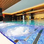 Gorgeous Modern 1bd Views W Poolgym! #255 Κωνσταντινούπολη