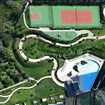 Gorgeous Modern 1bd Views W Poolgym! #255 *