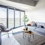 Gorgeous Modern 1bd Views W Poolgym! #255 Διαμέρισμα Κωνσταντινούπολη