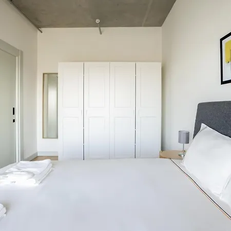 Apartment Gorgeous Modern 1bd Views W Poolgym! #255 *
