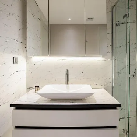 Gorgeous Modern 1bd Views W Poolgym! #255 Apartment *