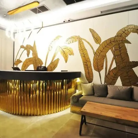 Gorgeous Modern 1bd Views W Poolgym! #255 *