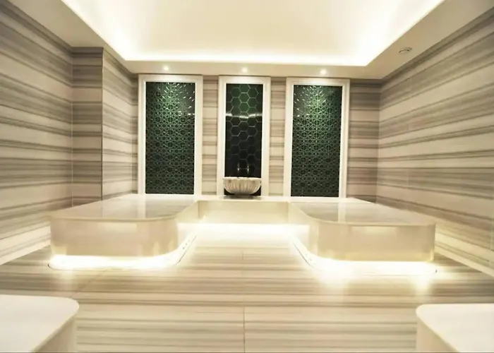 Gorgeous Modern 1bd Views W Poolgym! #255 *