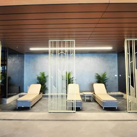 Gorgeous Modern 1bd Views W Poolgym! #255